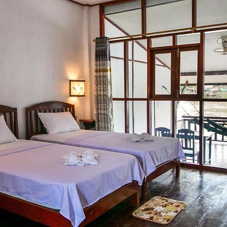 Dokchampa Pensión Ban Khon Exterior foto